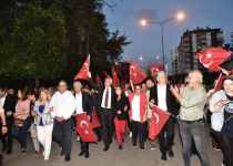 Başkan Zeydan Karalar, “Bayrak ve vatan sevgimizi kimse sorgulayamaz.”