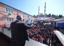 Enerjisini Ve Çalışma Azmini Hemşehrilerinden Alan Zeydan Karalar, Aladağ’da Köy Köy Ziyaretlerde Bulundu.