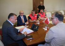 Adana Büyükşehir Belediyesi İle Türk Kızılay Arasında, Gazze’ye İnsani Yardım Konusunda Protokol İmzalandı