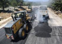 Büyükşehir asfalt çalışmalarını kararlılıkla sürdürüyor