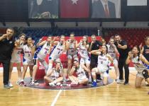 Adana Büyükşehir Belediyesi U16 Kız Basketbol Takımı Türkiye Şampiyonu…